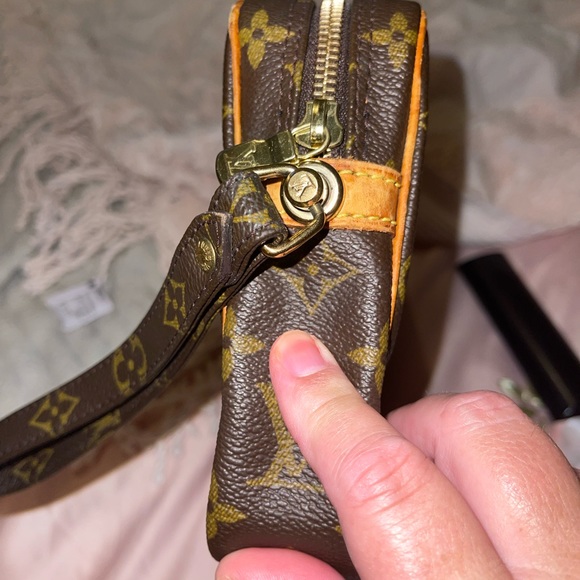 Authentic Louis Vuitton Monogram Marly dragonne GM Used condition - Picture 7 of 15